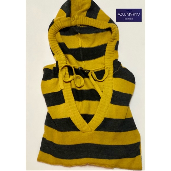 Red Paint — Hooded Sweater with kangaroo pocket M •Suéter con gorro y bolsillo• - Picture 3 of 6